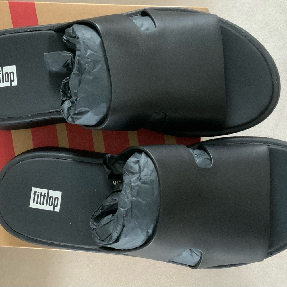 FitFlop Women’s Black Slide Sandals